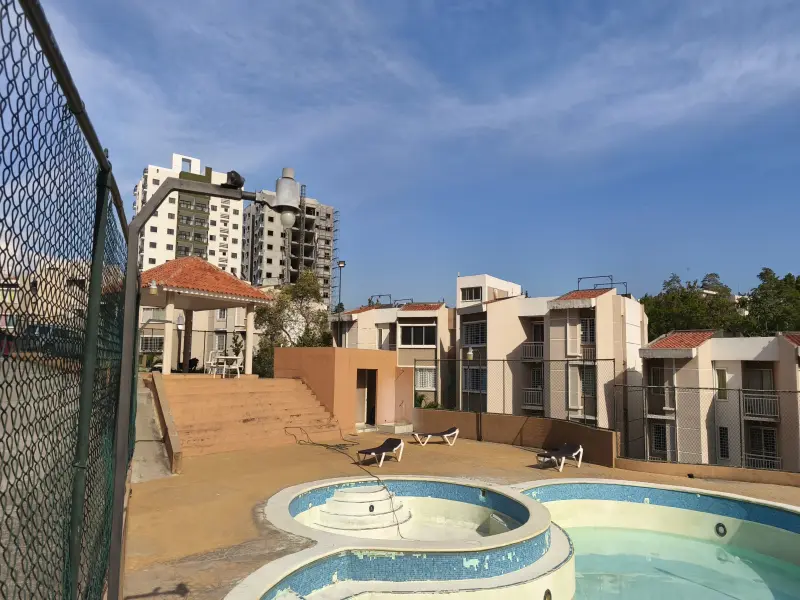 APTO. EN VENTA COLINAS DEL ARROYO 2 000